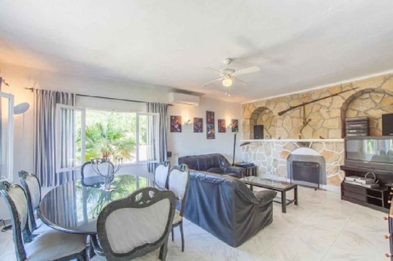 Finca La Siesta - Villa In Betlem, Mallorca 洛尼亚德圣佩德尔 外观 照片